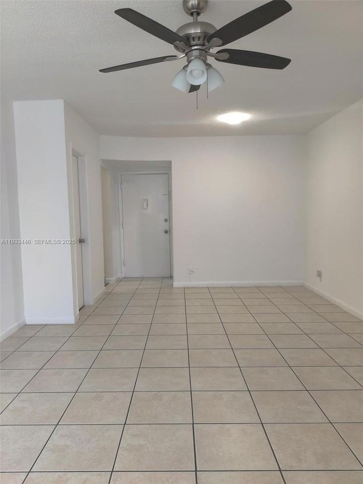 5990 Ne 18th Ave #907 - Photo 2 of 17