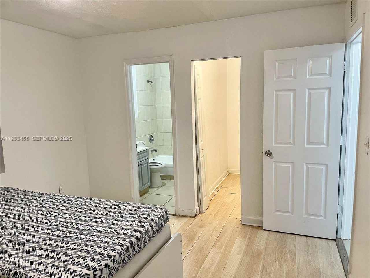 5857 Nw 13th Ave - Photo 7 of 21