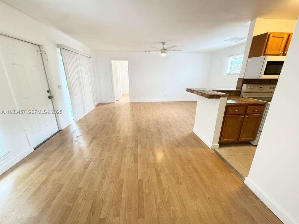 31 Crossings Cir #G - Photo 7 of 36