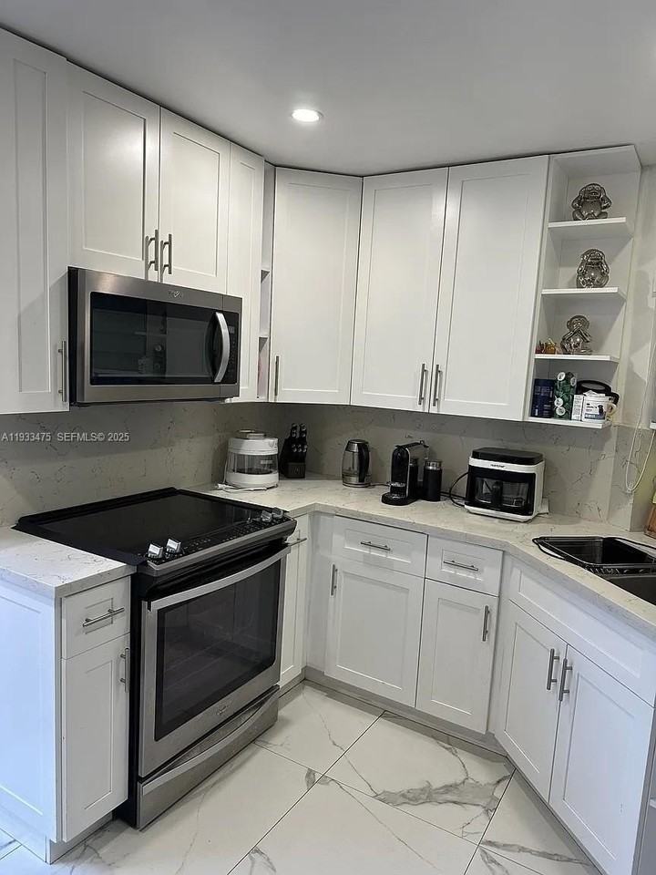 14980 Sw 49th Ln #1H - Photo 4 of 14