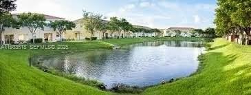 448 Ne 21st Ave - Photo 4 of 29