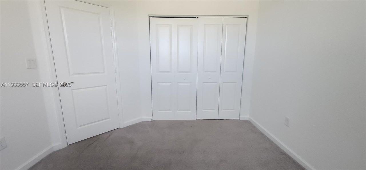 25224 Sw 114th Ave #25224 - Photo 6 of 13