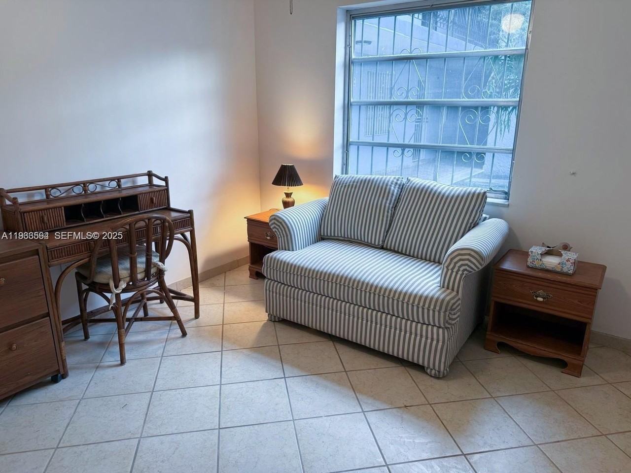 160 Sw 30th Ave #109A - Photo 6 of 8