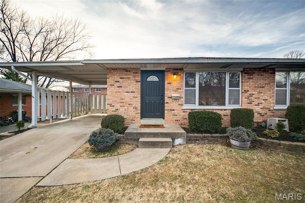 10235 Jeffleigh Ln - Photo 4 of 33