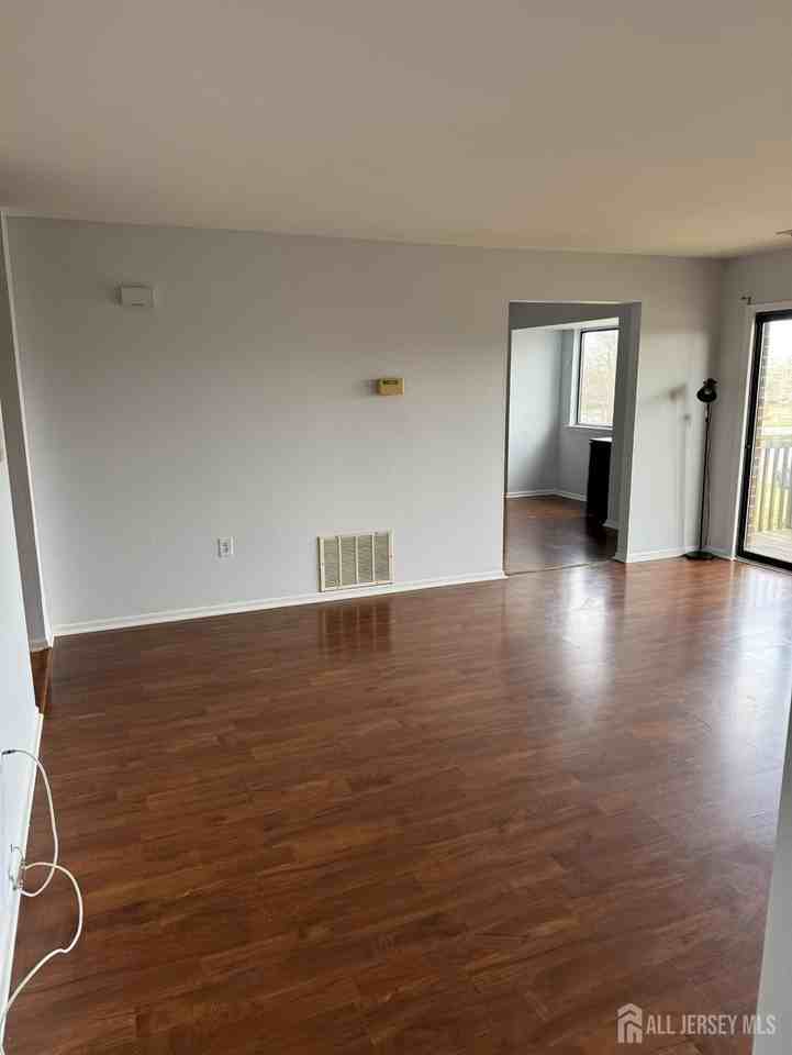 4706 Boice Dr - Photo 5 of 15