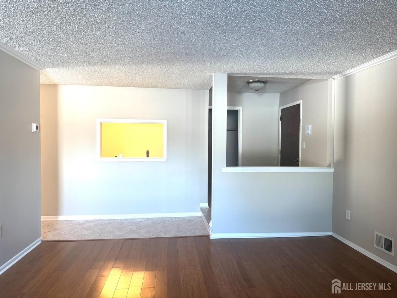 256 Willowbrook Dr - Photo 6 of 11