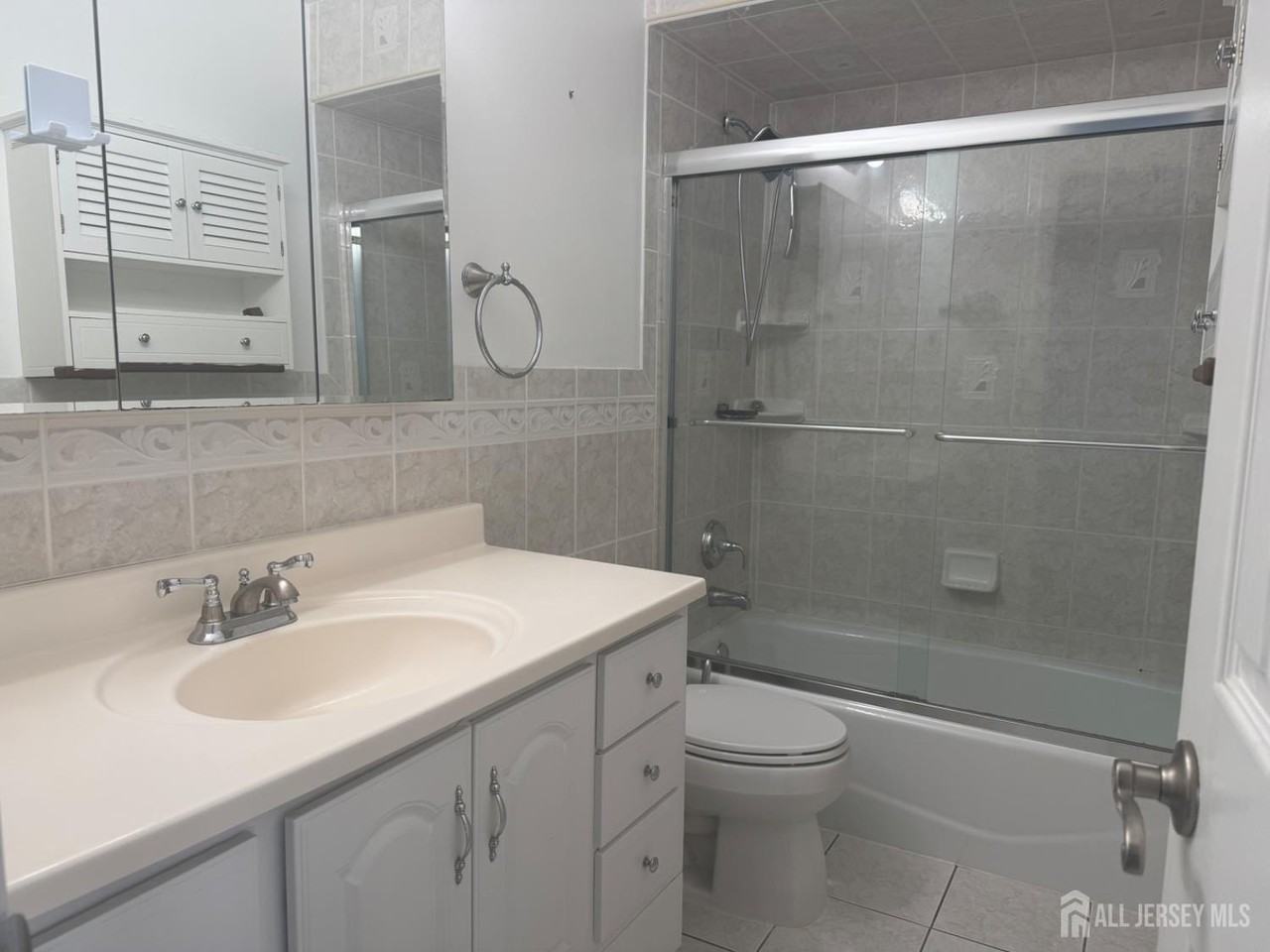 256 Willowbrook Dr - Photo 7 of 11