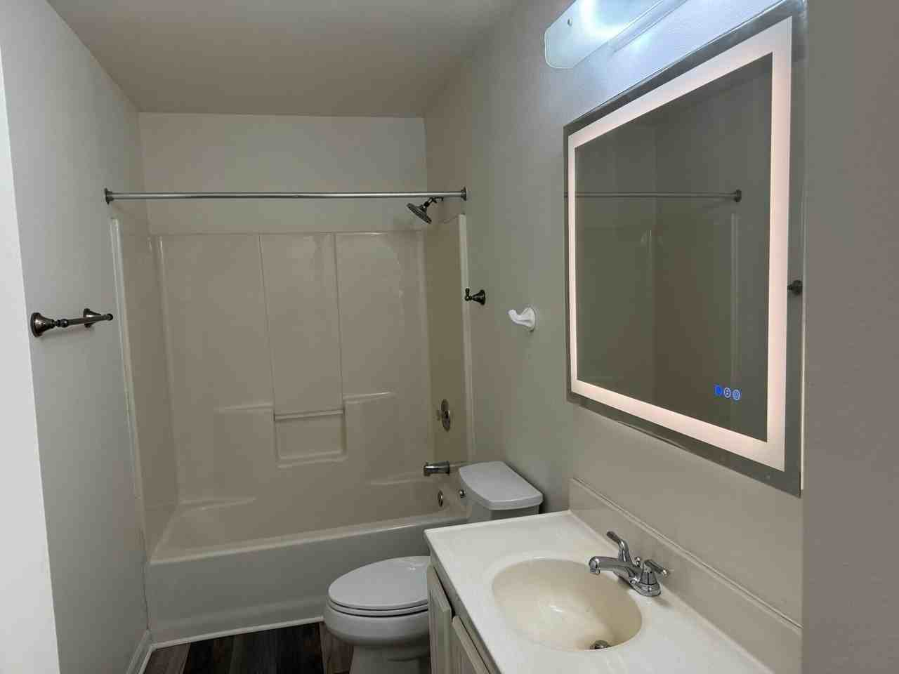 4602 17th St - Photo 6 of 12