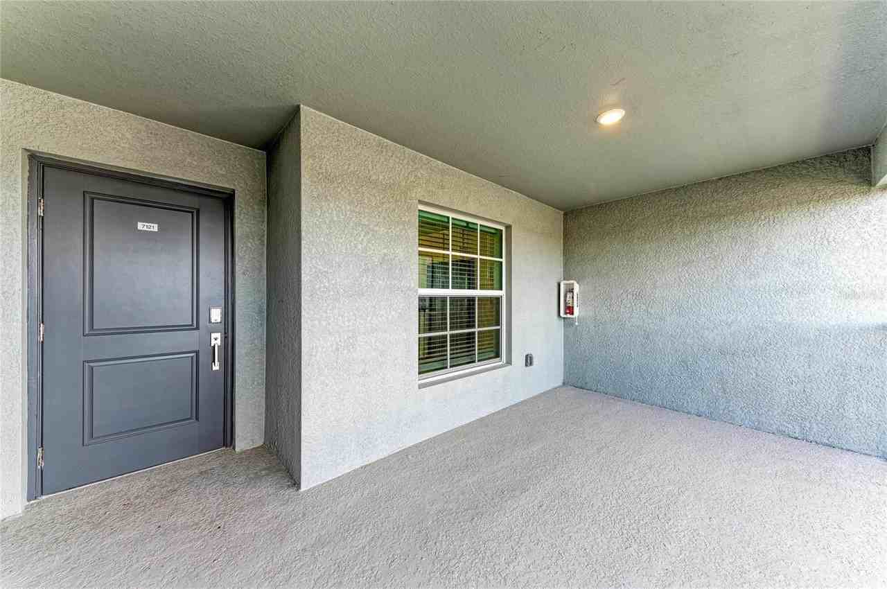 19015 SCALLOP LOOP #201 - Photo 4 of 48