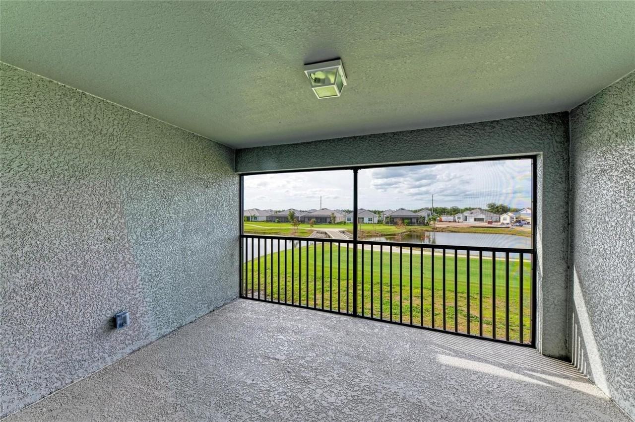 19015 SCALLOP LOOP #201 - Photo 5 of 48