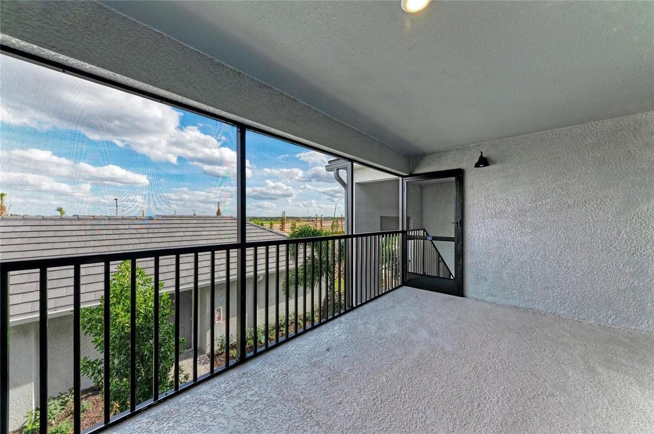 19015 SCALLOP LOOP #201 - Photo 7 of 48