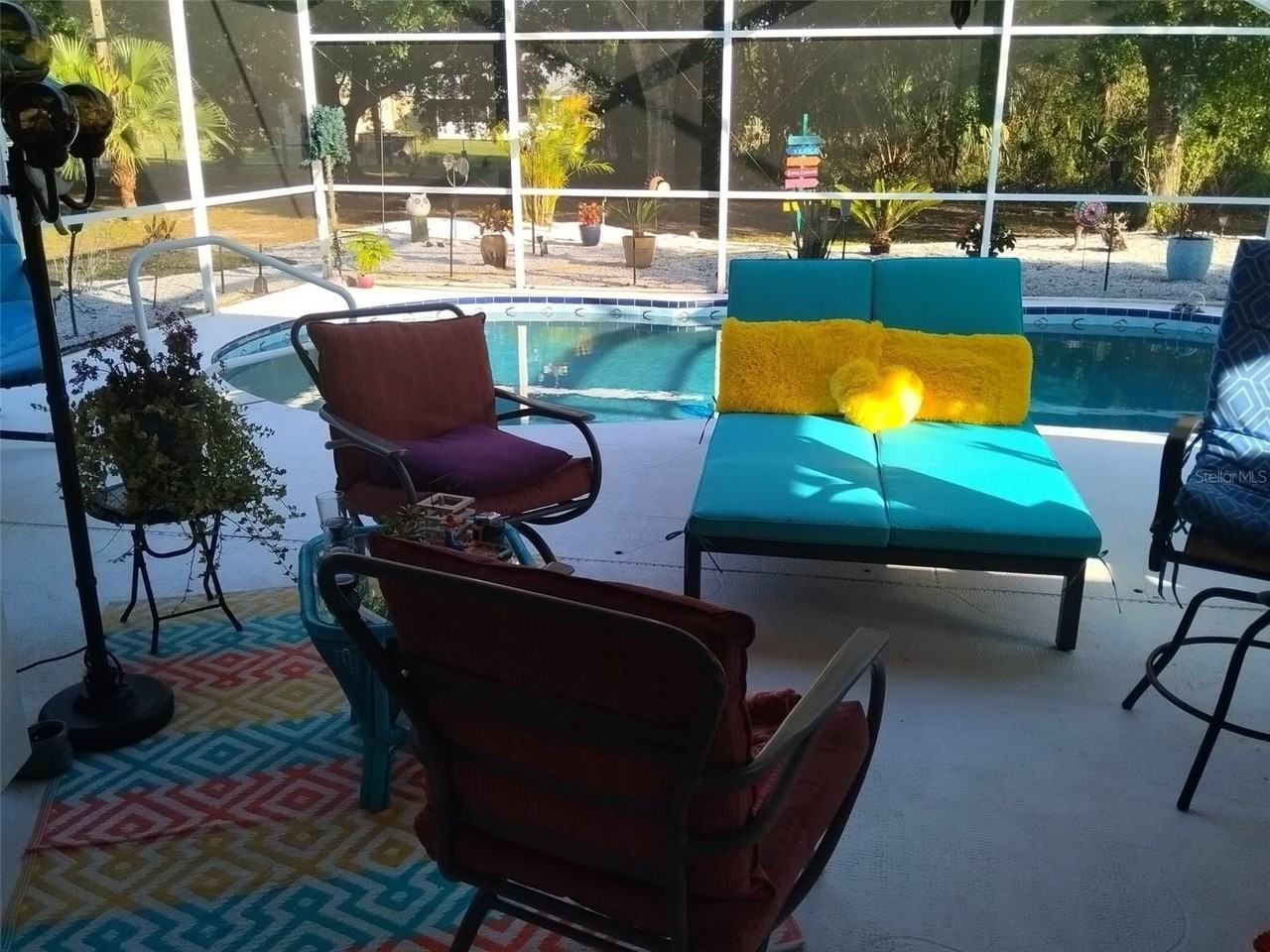 404 Hazel Cir - Photo 6 of 26