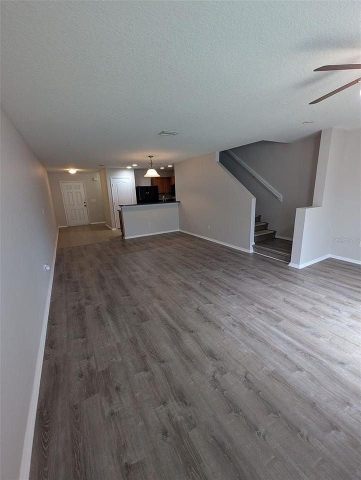 277 Michelangelo Pl - Photo 2 of 11