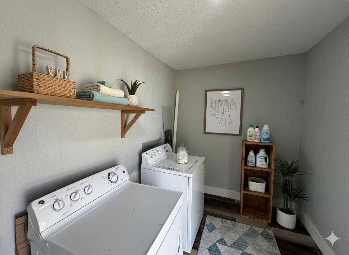 E Bay St - Photo 4 of 8