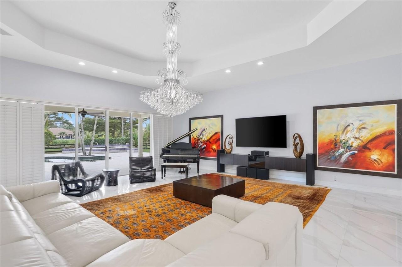 10630 El Caballo Ct - Photo 6 of 50