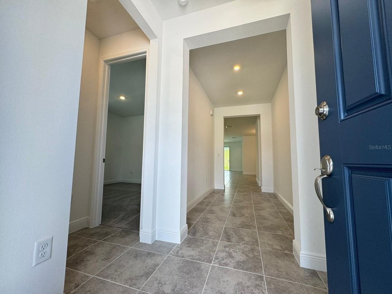 2041 Axel St - Photo 6 of 33