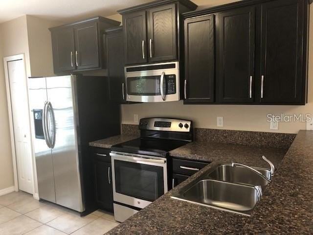 5341 Windsor Lake Cir - Photo 5 of 9