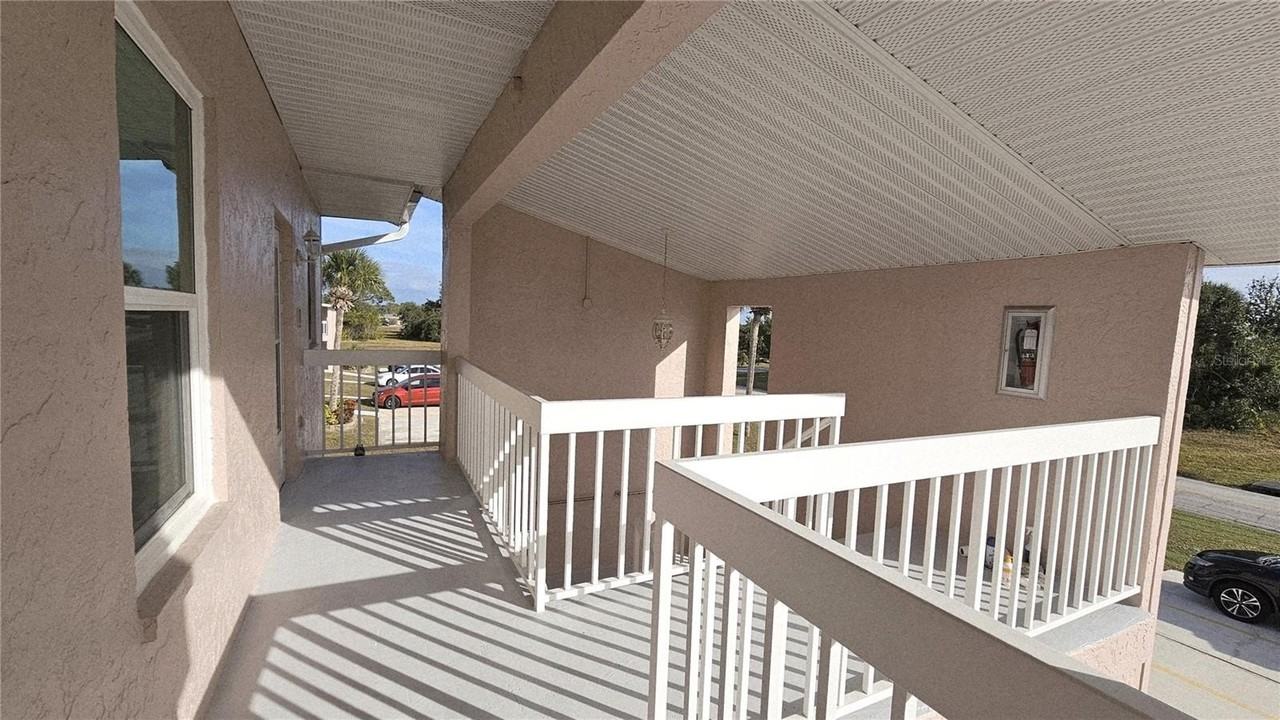 177 Boundary Blvd #6 - Photo 3 of 32