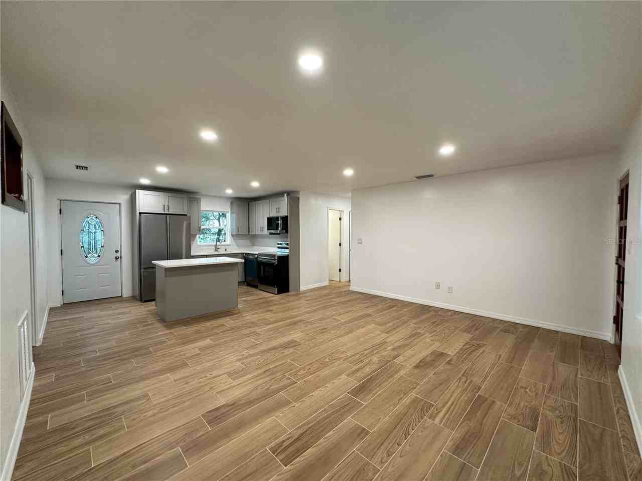 2484 Nash St - Photo 5 of 23