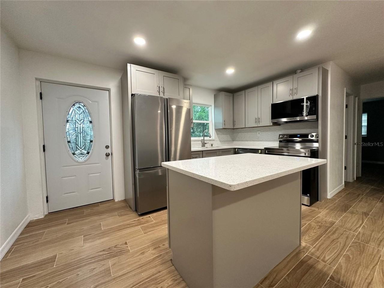 2484 Nash St - Photo 7 of 23