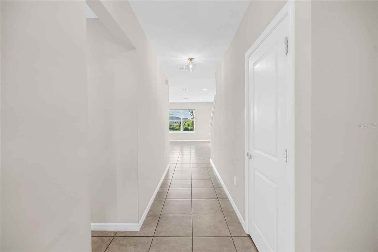 8527 Abalone Loop - Photo 7 of 44