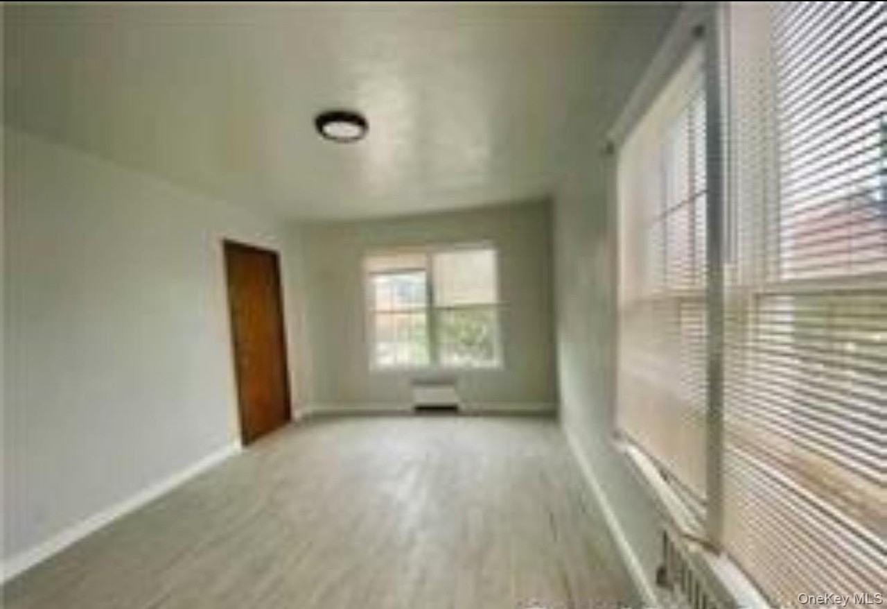 801 E Broadway Apt C #C - Photo 3 of 5