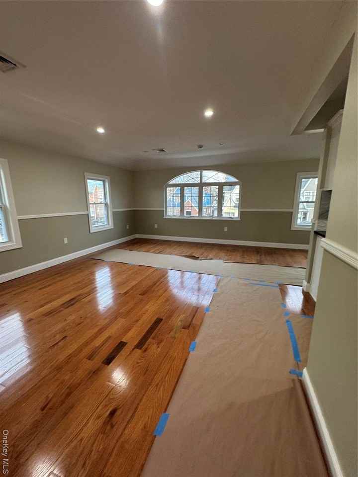 11832 200th St 2nd Fl #2ndFL - Photo 2 of 5