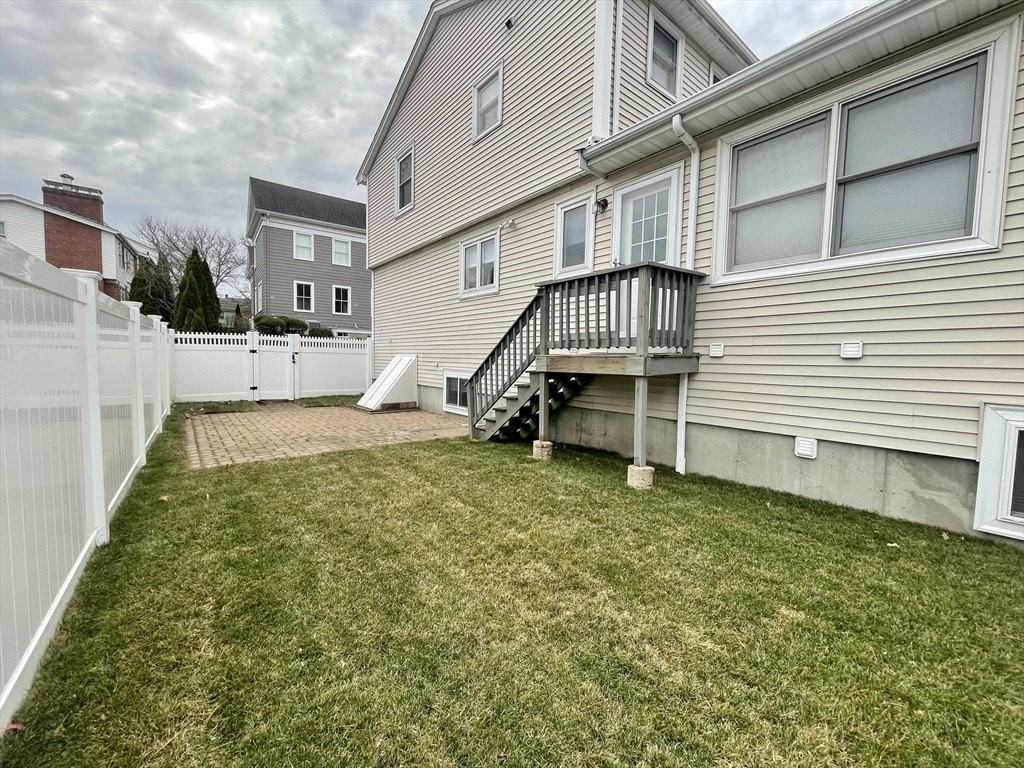 196 Linwood Ave Unit 196 #196 - Photo 6 of 37