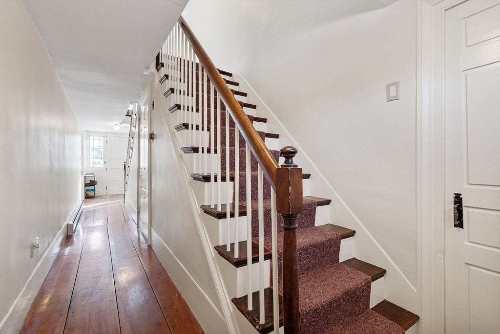 25 25 Bulkeley Rd unit: Center - Photo 5 of 36