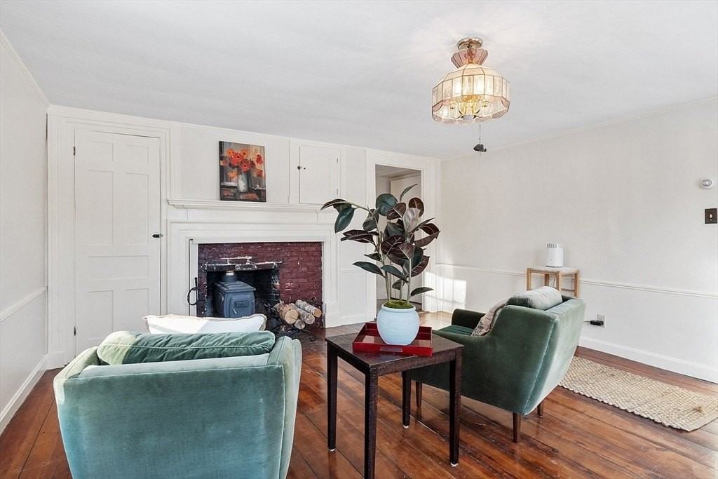 25 25 Bulkeley Rd unit: Center - Photo 6 of 36