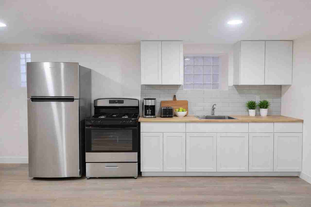 3037 W Lexington St Unit G #G - Photo 2 of 9