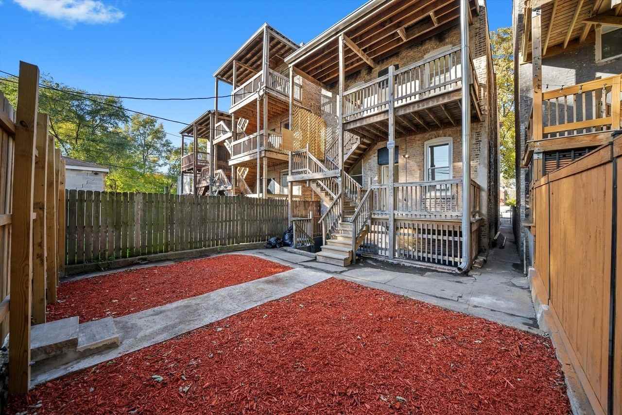 3037 W Lexington St Unit G #G - Photo 6 of 9