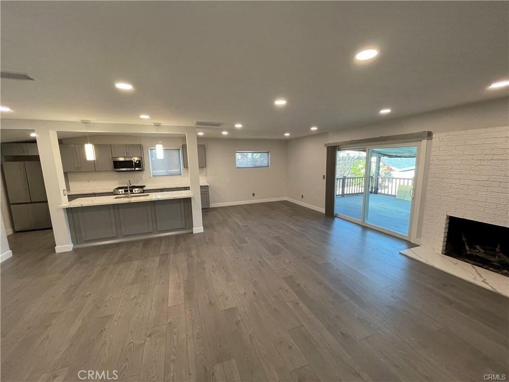 1260 Hacienda Rd - Photo 5 of 16