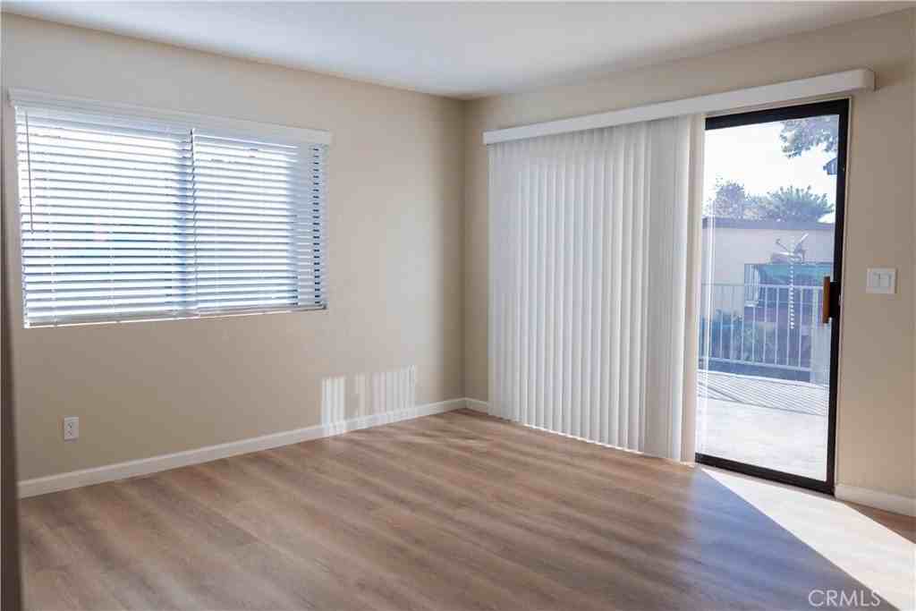 1219 Edwards St #33 - Photo 6 of 50