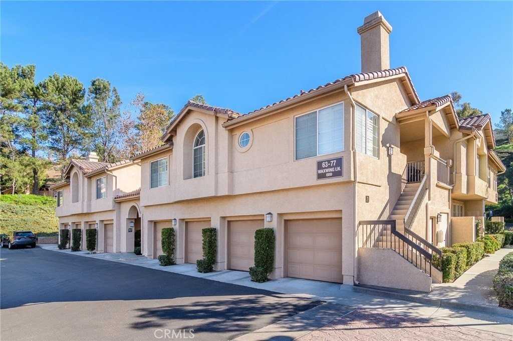 69 Waxwing Ln - Photo 3 of 50