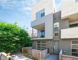 featured image of 1533 Sullivan Ave