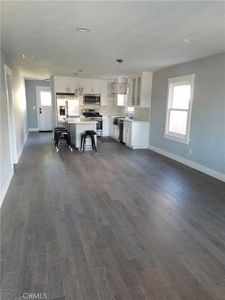 3129 Arvia St - Photo 4 of 15