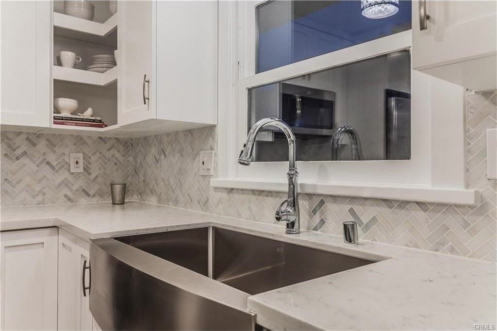 3129 Arvia St - Photo 5 of 15