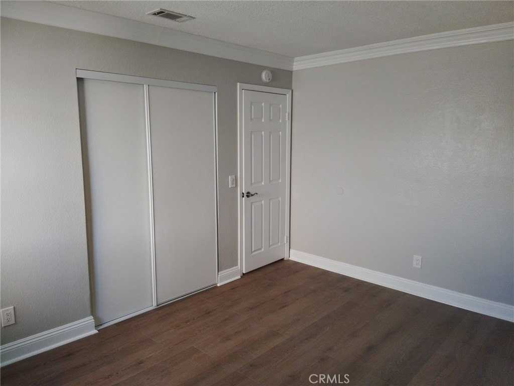 44535 La Paz Rd #D - Photo 5 of 10