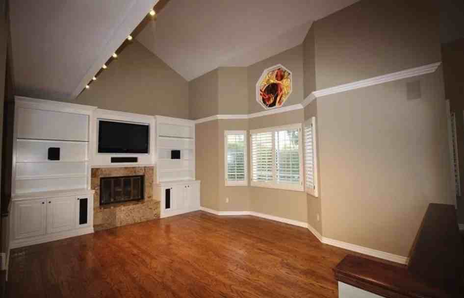 2778 Delpha Ct - Photo 2 of 15