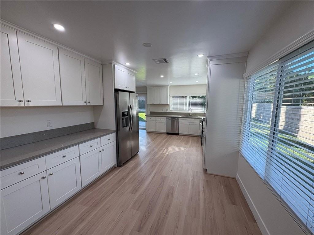 23260 Forest Canyon Dr - Photo 4 of 19