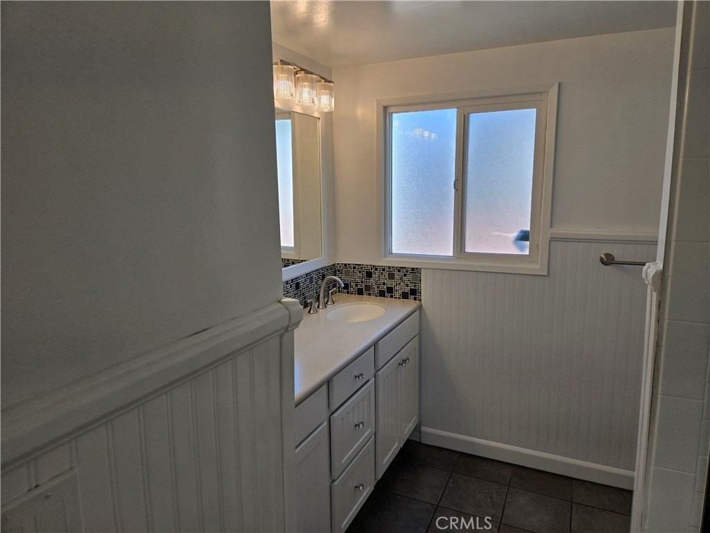 21223 E Tudor St - Photo 3 of 10