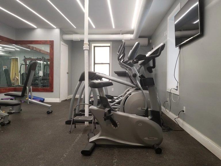 480 Concord Ave - Photo 6 of 6