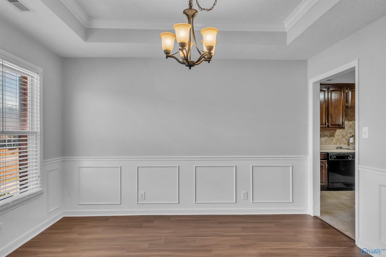 212 Warfe Ct - Photo 6 of 42