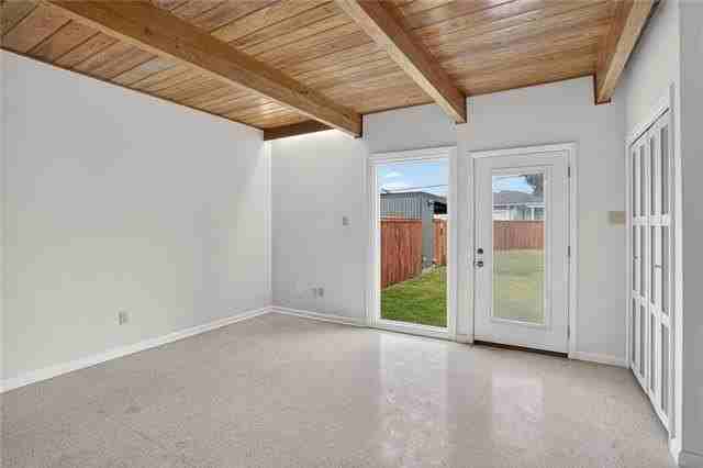 6662 Louis Xiv St - Photo 5 of 16