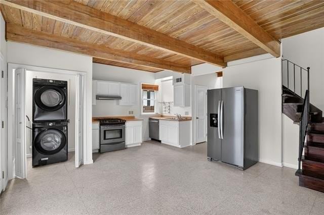 6664 Louis Xiv St - Photo 6 of 17