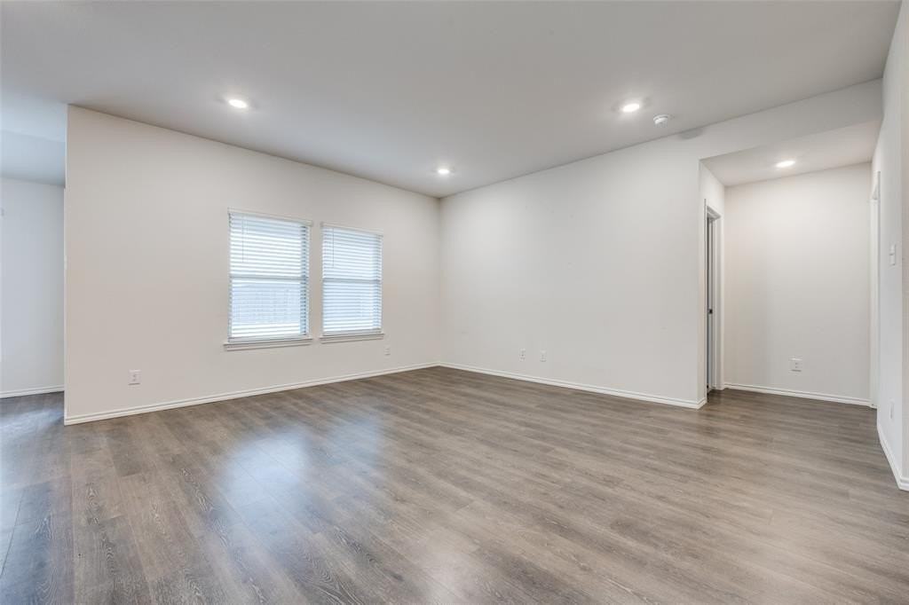 309 Patina St - Photo 6 of 25