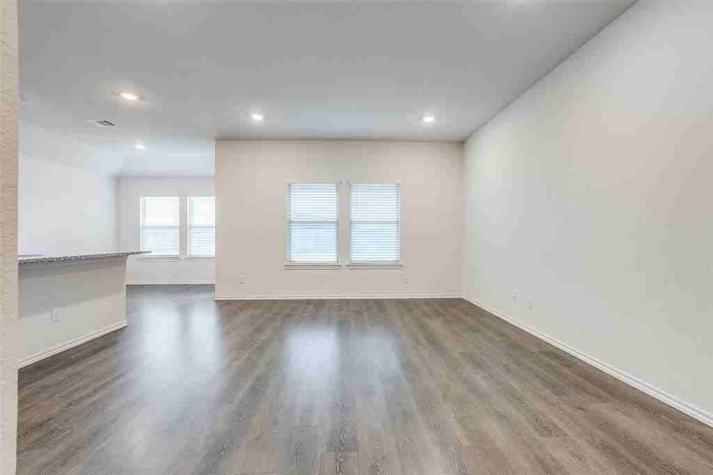 309 Patina St - Photo 7 of 25