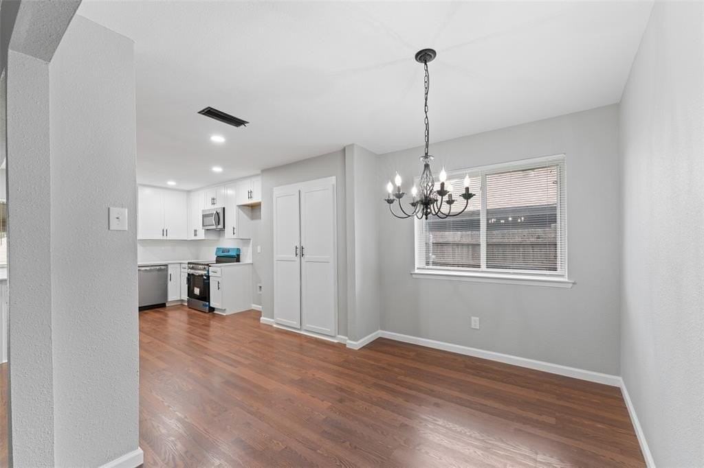 1137 Via Balboa - Photo 4 of 15