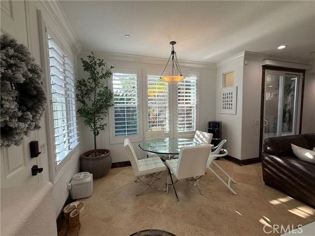 8 Amy Way - Photo 4 of 8